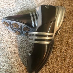 Women’s golf shoes size 6 new Addidas